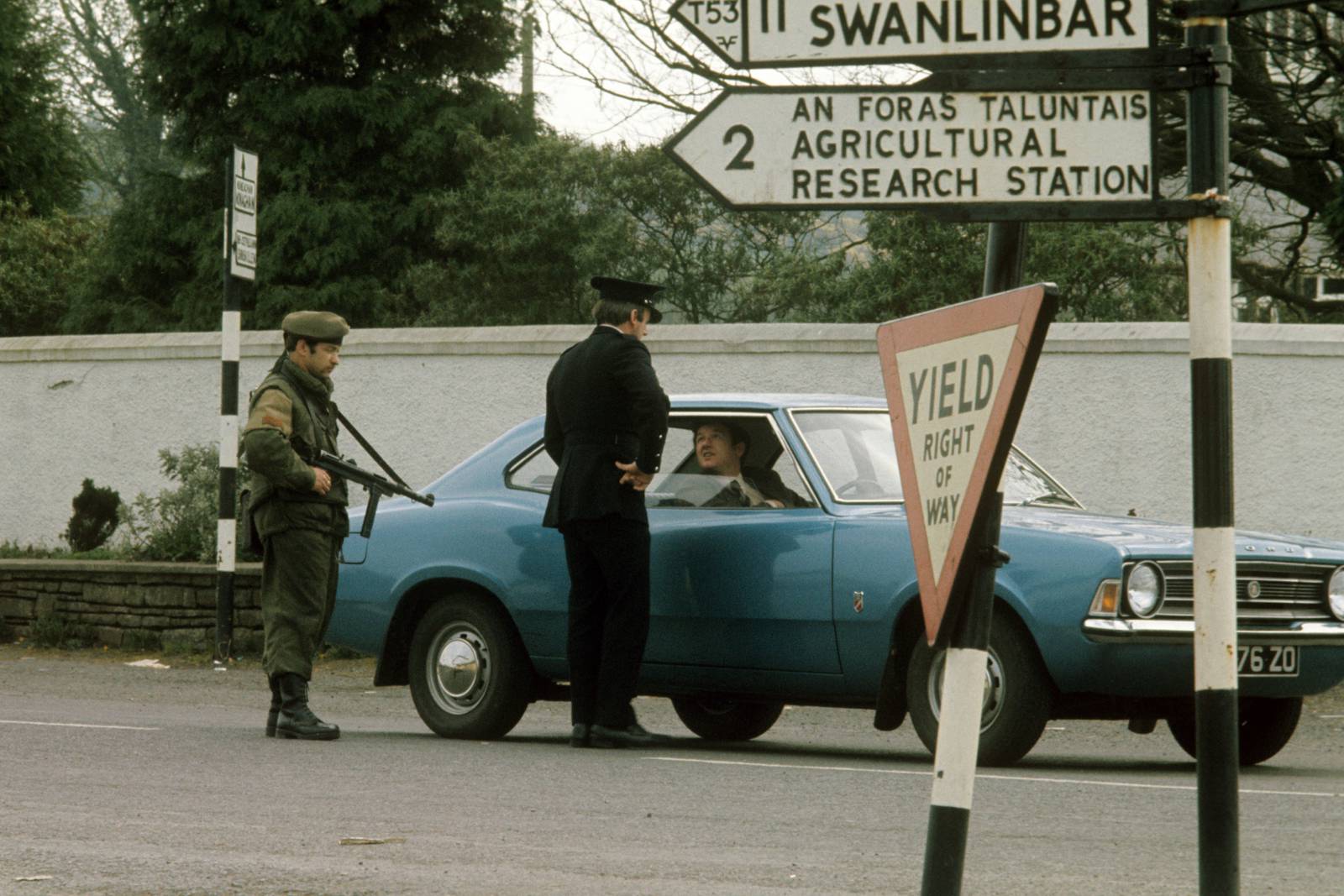 File photo dated 01/04/1974 of police and military checking cars at a border post in Swanlinbar in the Irish Republic, just south of the Ulster border. PRESS ASSOCIATION Photo. Issue date: Saturday January 26, 2019. Hundreds of protesters have warned Theresa May that a return to a hard Irish border risks destroying Northern Ireland's hard-won peace. See PA story POLITICS Brexit Border. Photo credit should read: PA Images/PA Wire