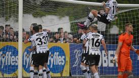 Hoban’s last gasp penalty sees Dundalk sink Bohs and stay top