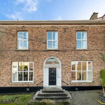 Rare detached home on popular Booterstown road for €1.395m
