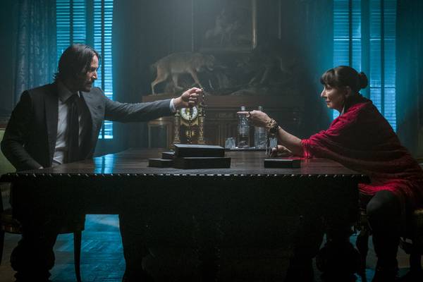 John Wick: Chapter 3 – Parabellum: Keanu Reeves kills a man with a book