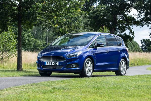 48: Ford S-Max – Satisfying family carrier