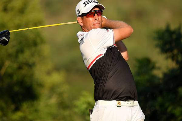 Oliver Bekker takes one-shot lead after opening 66 in South Africa