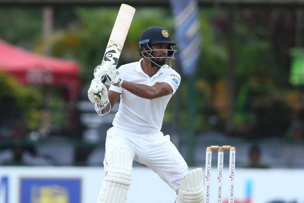 Angelo Mathews stands up to England attack as Sri Lanka hold firm