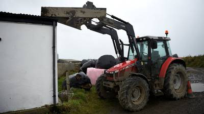Hurricane Ophelia: Power cuts may hit farmers’ ability to milk cows