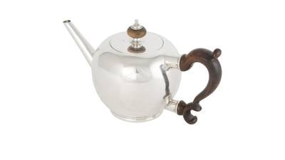 A mid century suite and a stunning Irish teapot: what’s coming up in the auctions