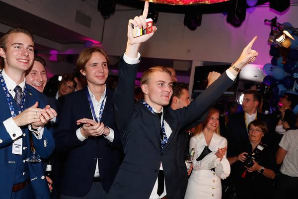Swedish nationalists make gains in tight election