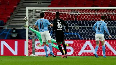 Manchester City finish the deal early against Mönchengladbach