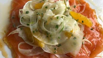 Smokin’ hot salmon and fennel salad with honey