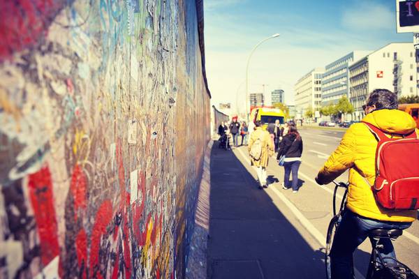 Cycling the Berlin Wall nearly 30 years after its fall