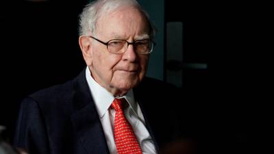 Warren Buffett backs Occidental bid for Anadarko with $10bn
