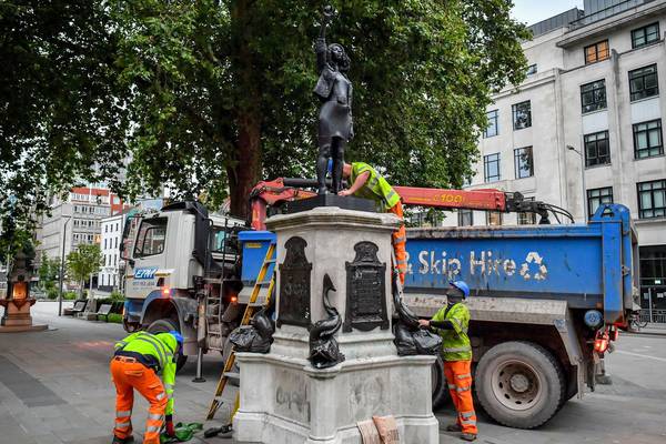 Bristol sculpture of Black Lives Matter protester Jen Reid is removed