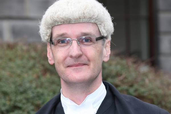 Look to George Orwell for judgment writing tips, High Court judge tells colleagues