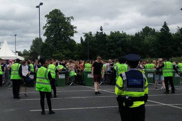 Longitude organisers apologise for problems at festival entrance