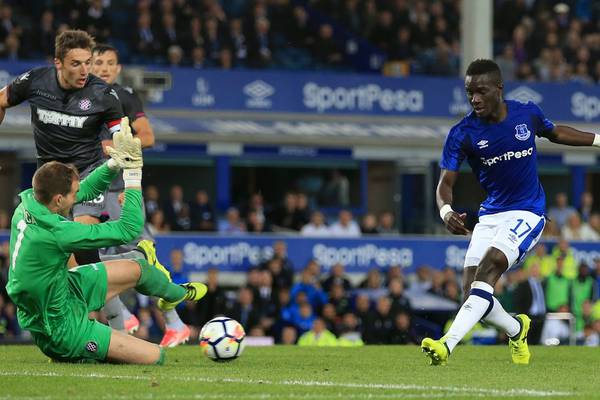 Everton move a step closer to Europa League group stages
