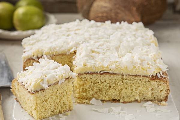Coconut cake traybake