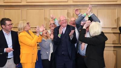 Referendum results: Defeated politicos turn shy as selfie-stick howlers live-scream to the looniverse