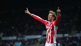 Late Peter Crouch goal earns Stoke draw with Newcastle