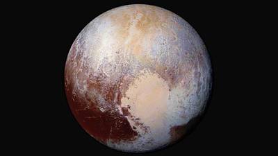 Nasa calls Pluto ‘scientific wonderland’ as flowing ice found