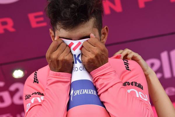 Gaviria takes Giro d’Italia stage three and the pink jersey