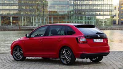 Video review: Skoda Rapid recovery from the bottom of class
