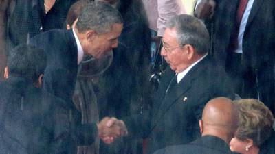 Obama criticised over Castro handshake