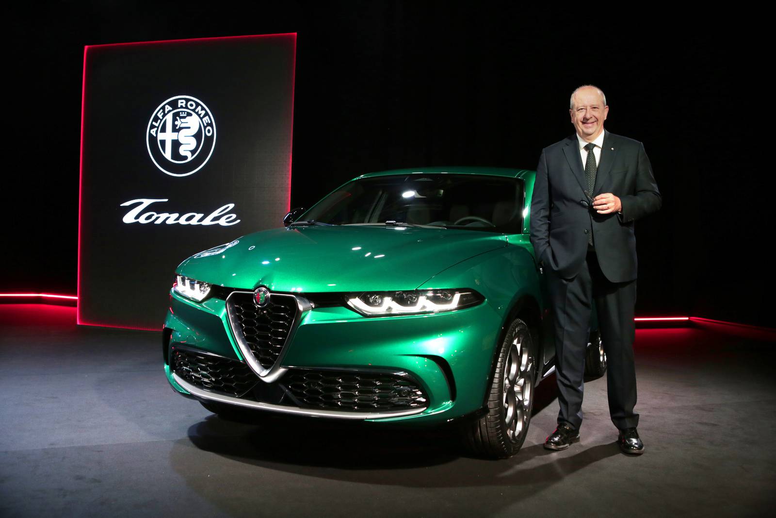 Alfa Romeo CEO Jean-Philippe Imparato with the new Tonale crossover