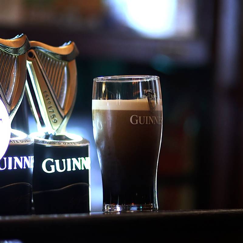 How does a 6 cent increase in the price of a pint by Guinness become a 30 cent increase by publicans?