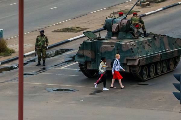 Mugabe’s rule appears over as Zimbabwe military takes charge