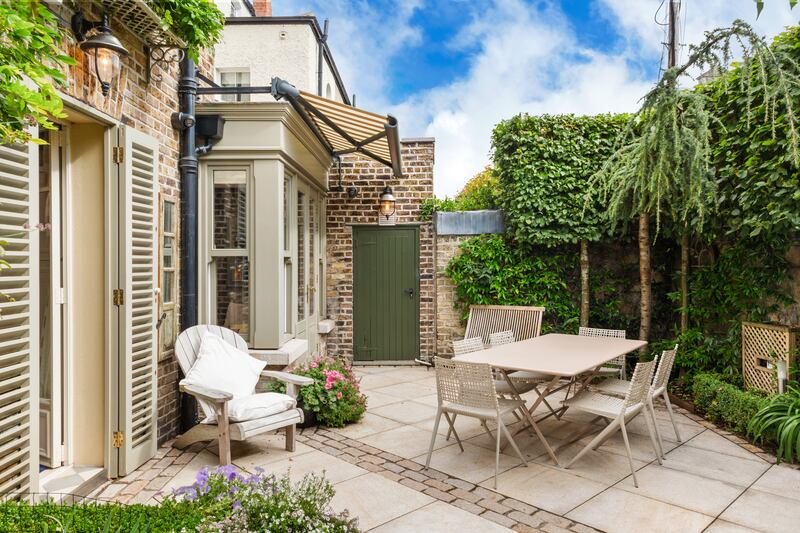 Outdoor seating area
