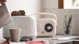 What are the best deals for electricity and gas customers who switch right now?