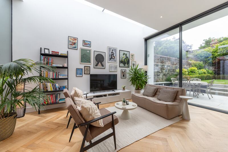 Living area in extension
