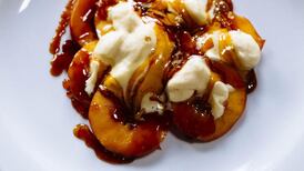 Nectarines with cream and caramel