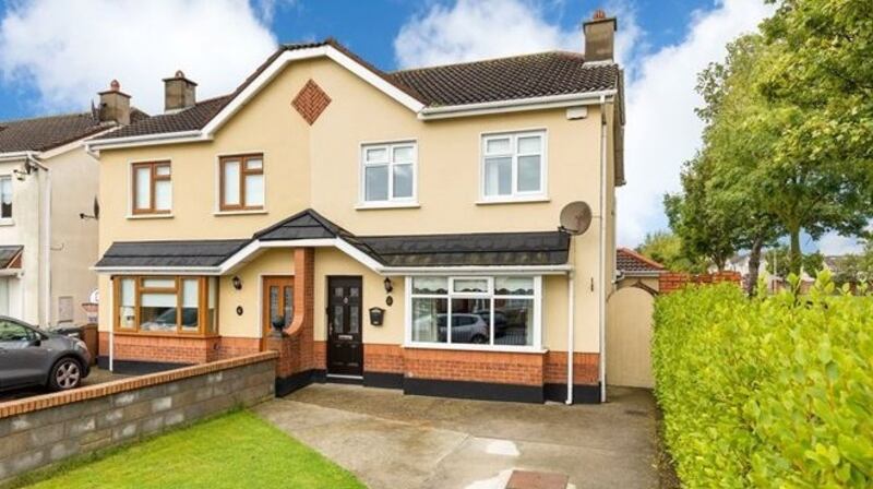 2 Elmfield Court, Donaghmede, D 13