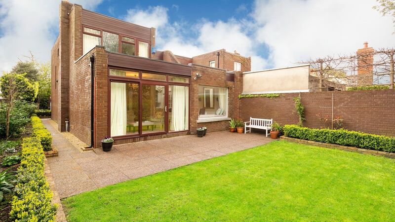 Rear 22 Leeson Village