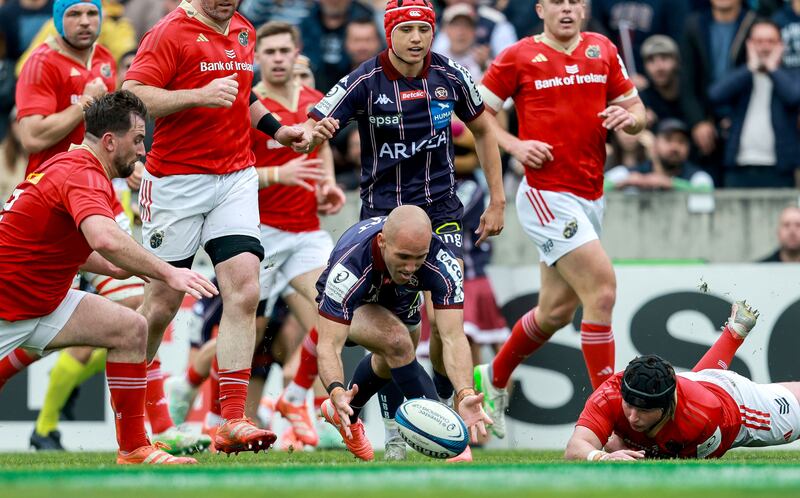 Bordeaux's Maxime Lucu scores a try. Photograph: Dan Sheridan/Inpho