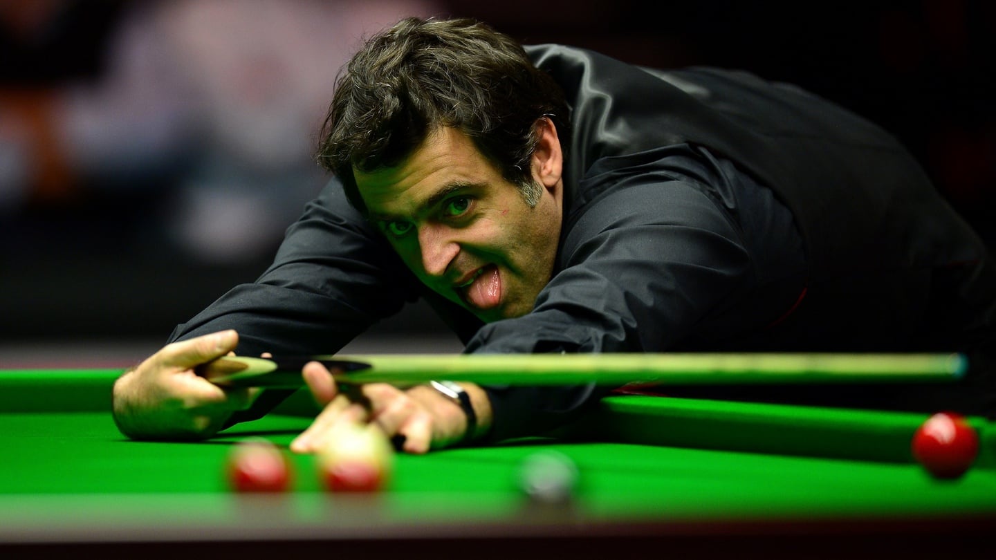 Ronnie O’Sullivan books Masters semi-final spot