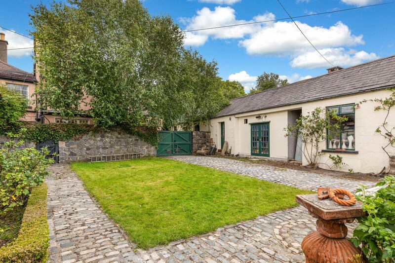 Gated courtyard/outbuildings