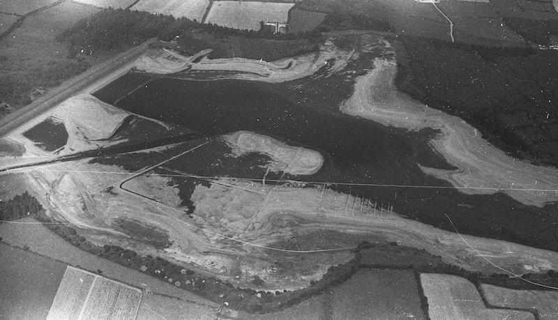 The low level of water stocks in the Vartry reservoir at Roundwood, Co Wicklow, was graphically evident from the air on July 2nd, 1976. Photographer: Dermot O'Shea