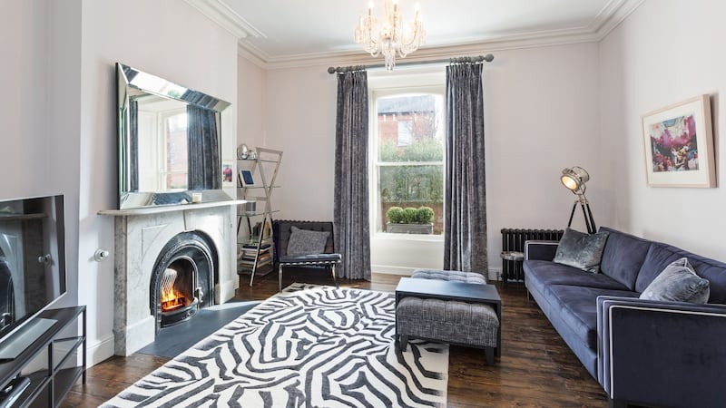 Front livingroom