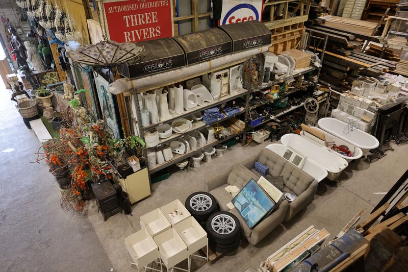 An overview of Mac's Warehouse