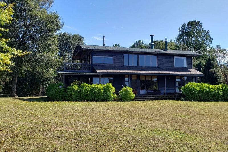 This four-bed home in Los Rios is being sold fully furnished