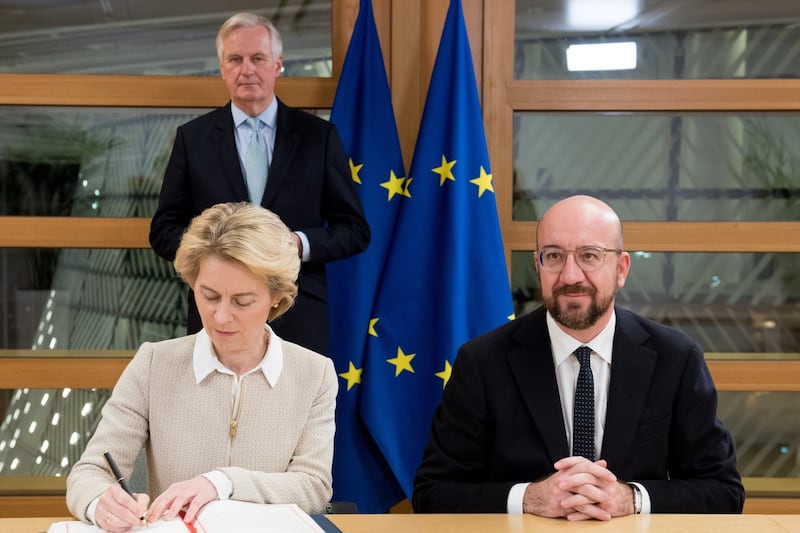 Brexit: European presidents sign withdrawal agreement