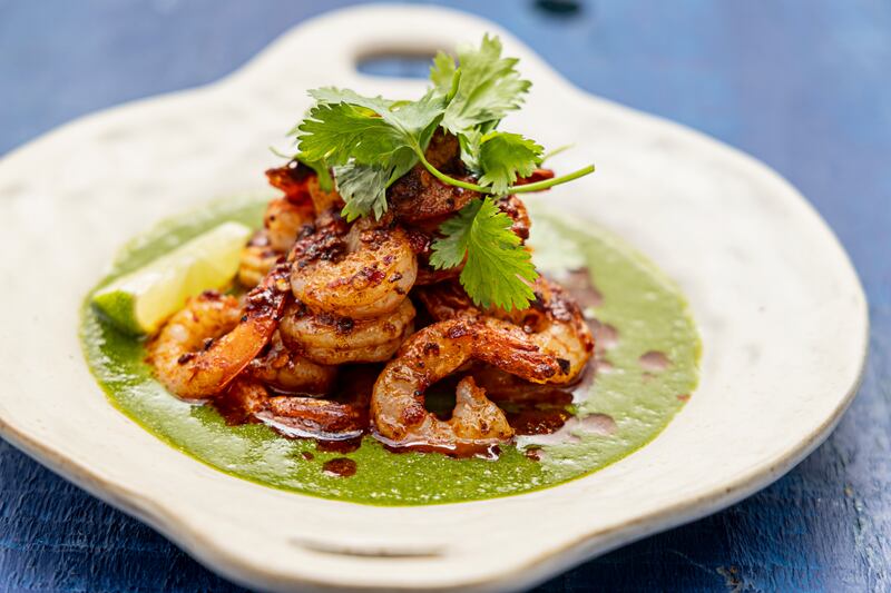 Roasted prawns with jalapeño and lime dressing