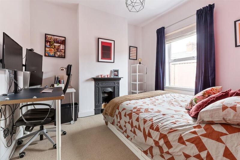 Second bedroom