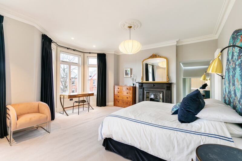Principal bedroom