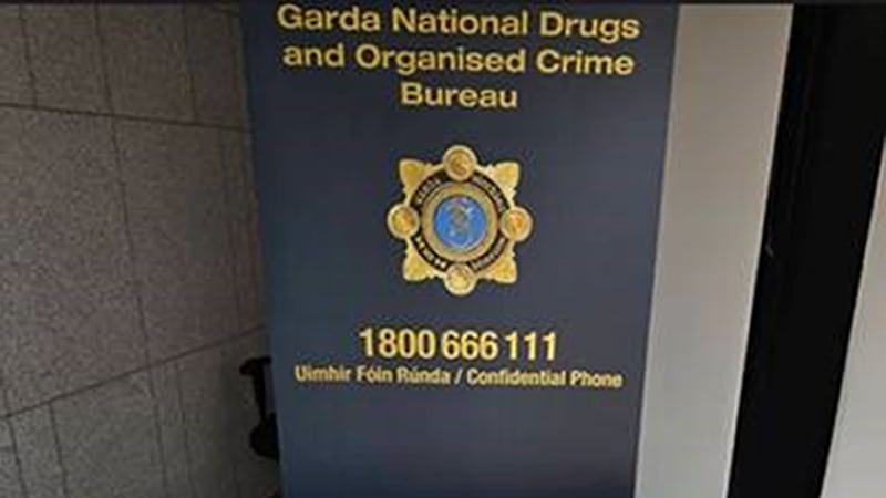 Gardaí identify Irish cell helping launder cash for Russian sanction dodgers and Kinahans