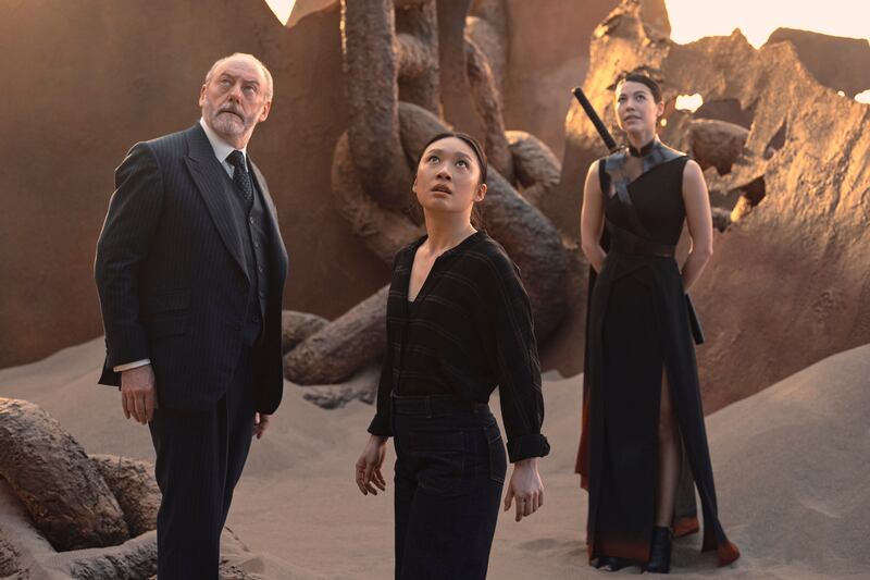 3 Body Problem. (From left to right) Liam Cunningham as Wade, Jess Hong as Jin Cheng, Sea Shimooka as Sophon. Photograph via Netflix 