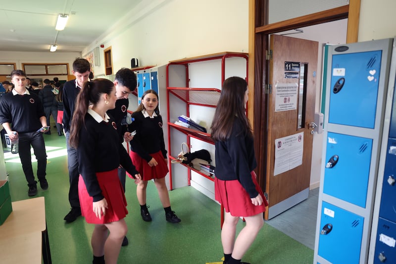 Students make their way into Leaving cert English paper 1 at Gaelcholáiste na Mara, Pairc Na bPiarsach, Bothar an Ghleanntain, Arklow, Co.Wicklow. Photograph: Dara Mac Dónaill