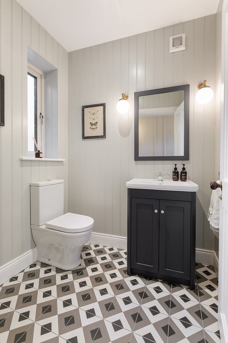 Guest loo