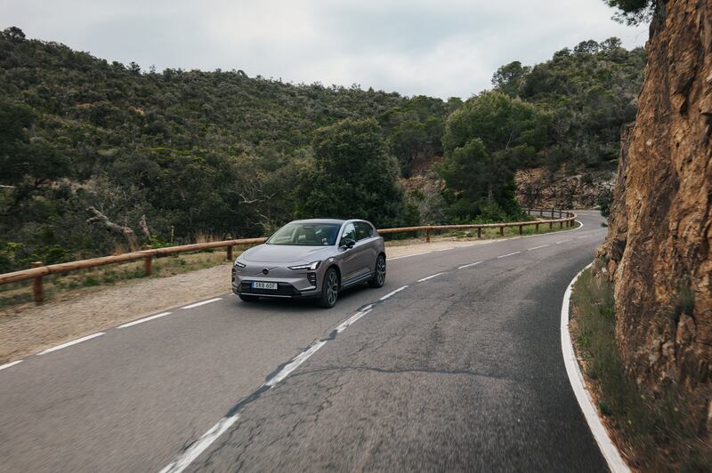 New Volvo EX60